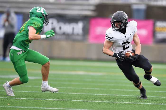 Tualatin.West-Linn.6A-football-semifinal.Leon-Neuschwander.65